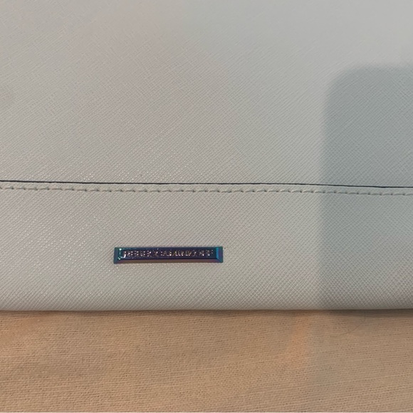 Rebecca Minkoff White Leather with colorful zipper detail Leo Clutch w/Dust Bag! - Picture 7 of 11